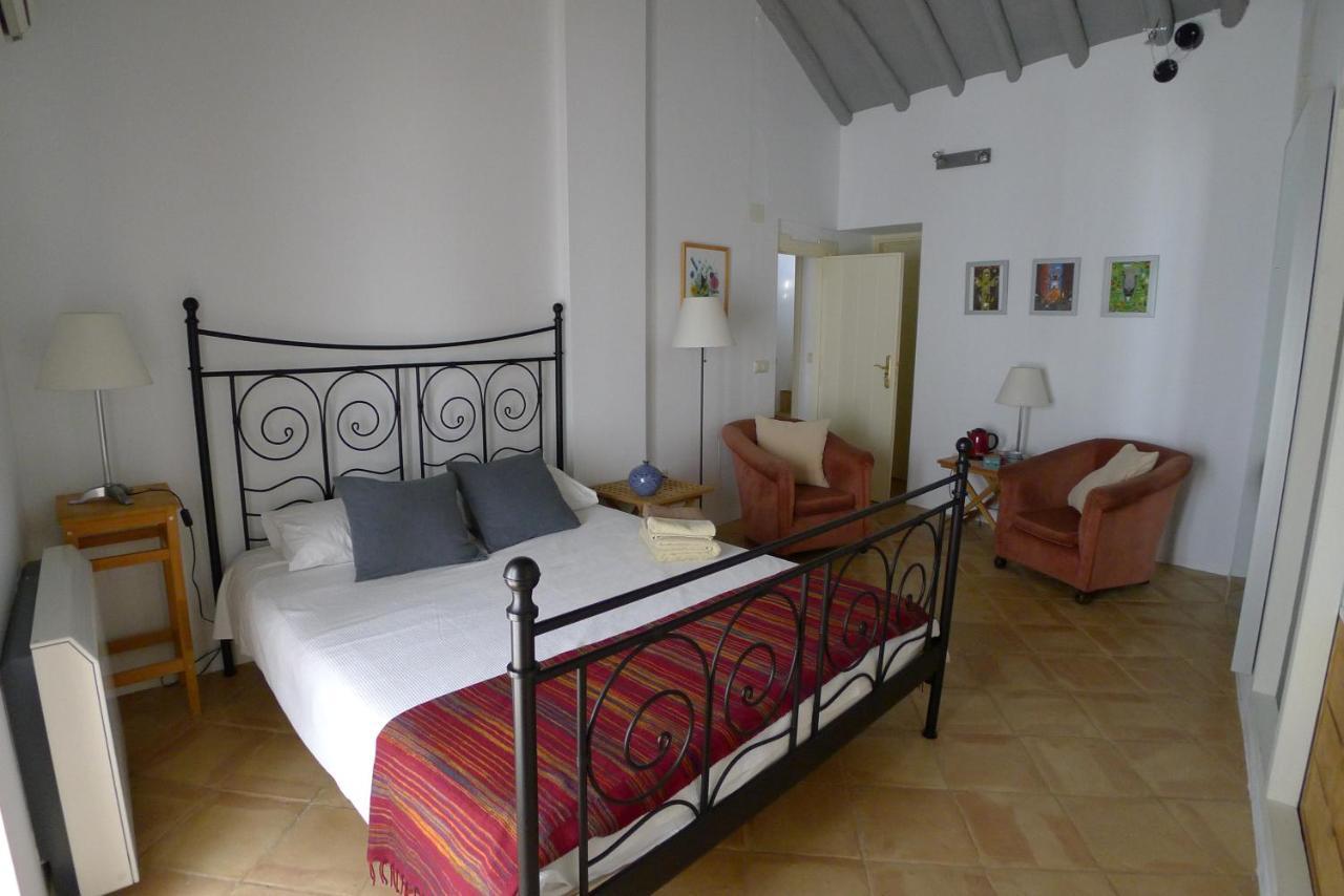 רונדה Salvatierra Guest House מראה חיצוני תמונה